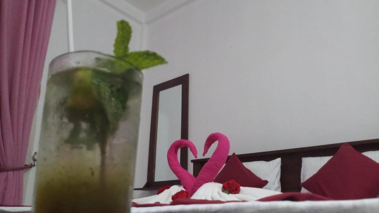 Ehala Family Rest Hotel Anuradhapura Bagian luar foto