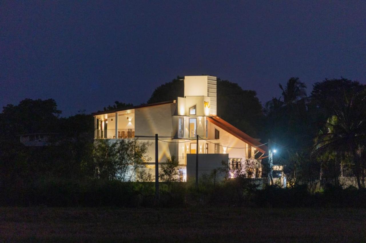 Ehala Family Rest Hotel Anuradhapura Bagian luar foto