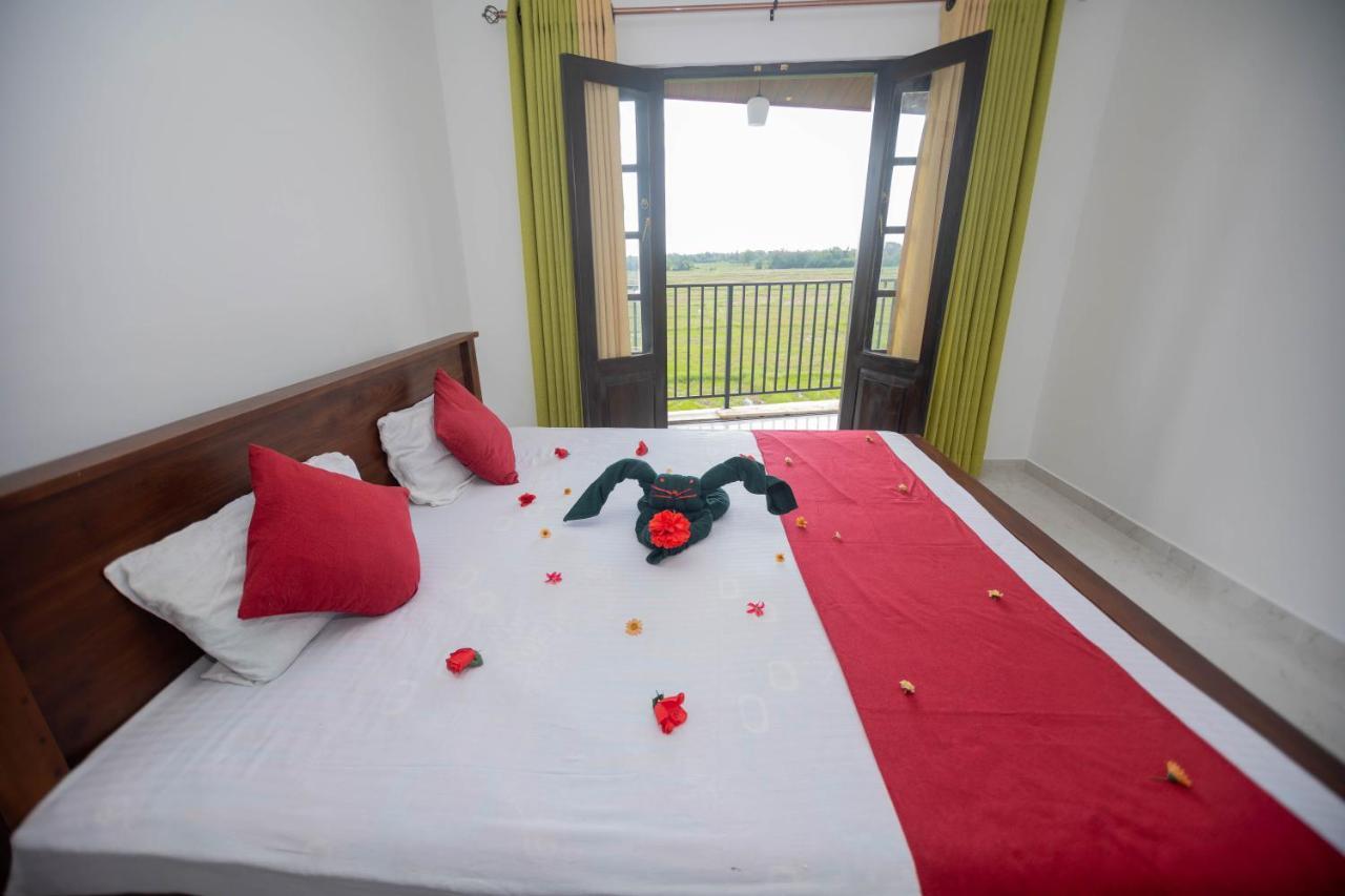 Ehala Family Rest Hotel Anuradhapura Bagian luar foto