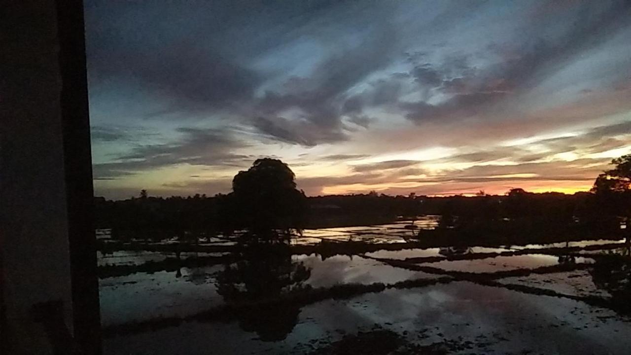 Ehala Family Rest Hotel Anuradhapura Bagian luar foto