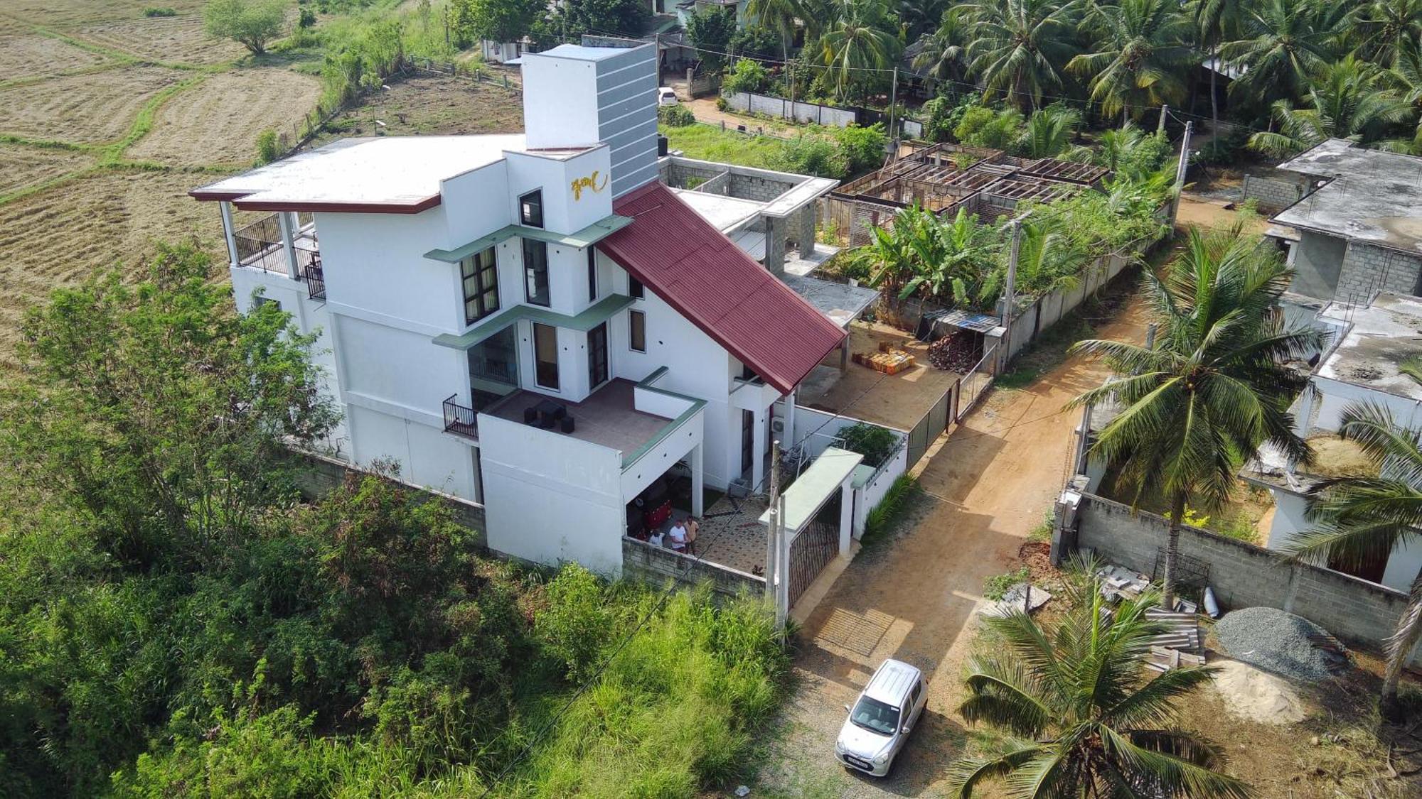 Ehala Family Rest Hotel Anuradhapura Bagian luar foto