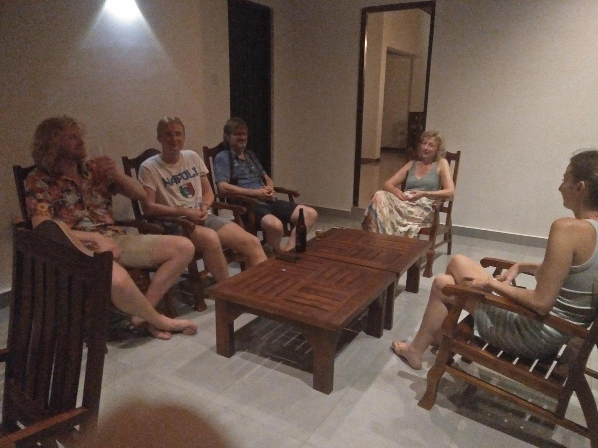 Ehala Family Rest Hotel Anuradhapura Bagian luar foto